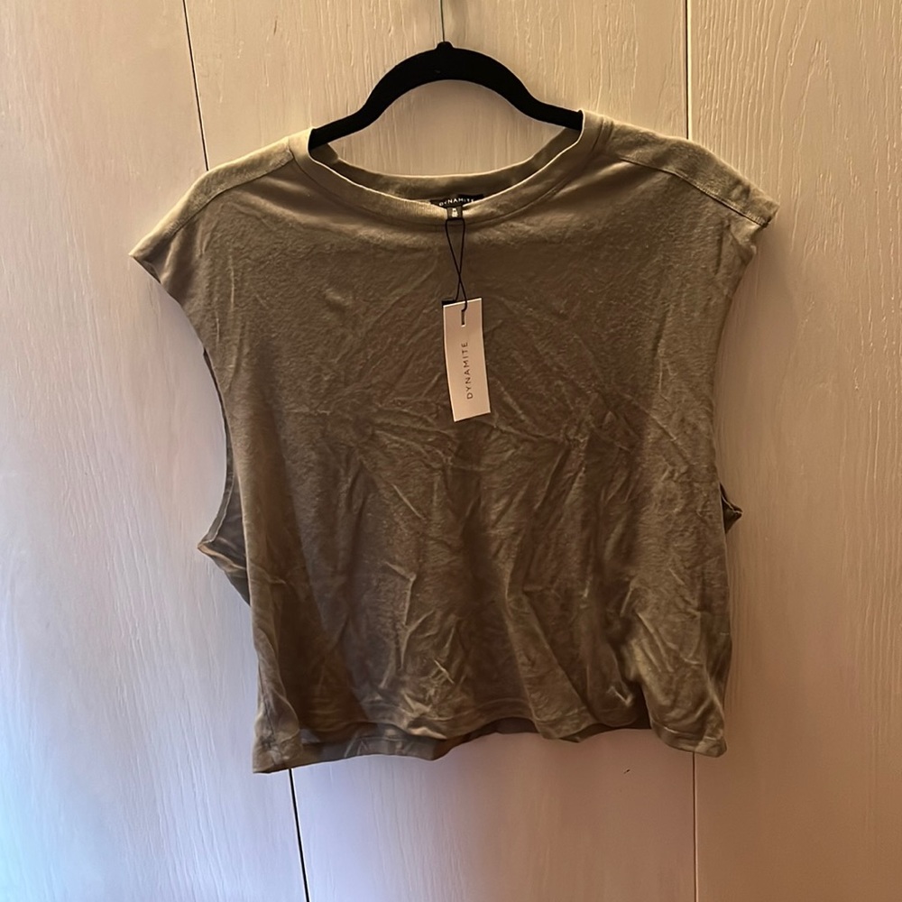 Dynamite linen tank size M